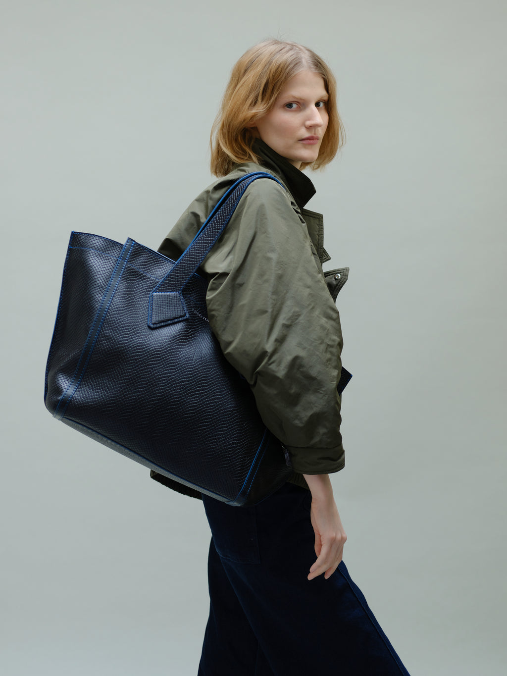 VESPER BLACK L CABAS