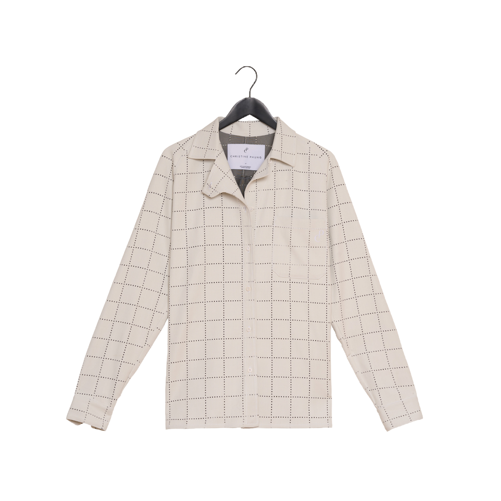 Long-sleeved white checkered shirt