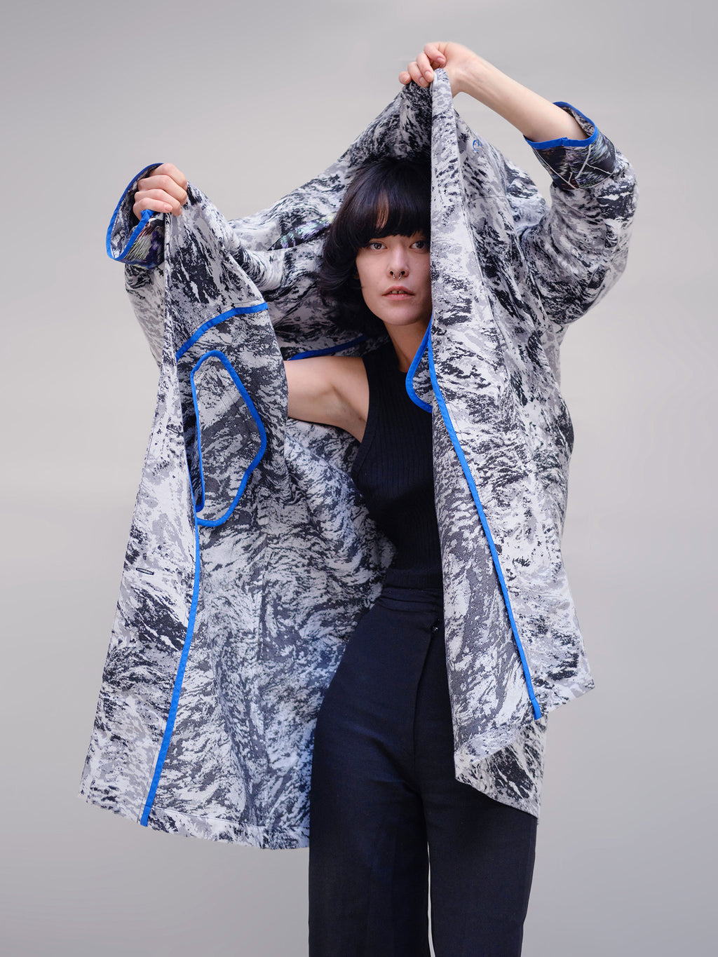 MANTEAU LONG ZEBRA JACQUARD