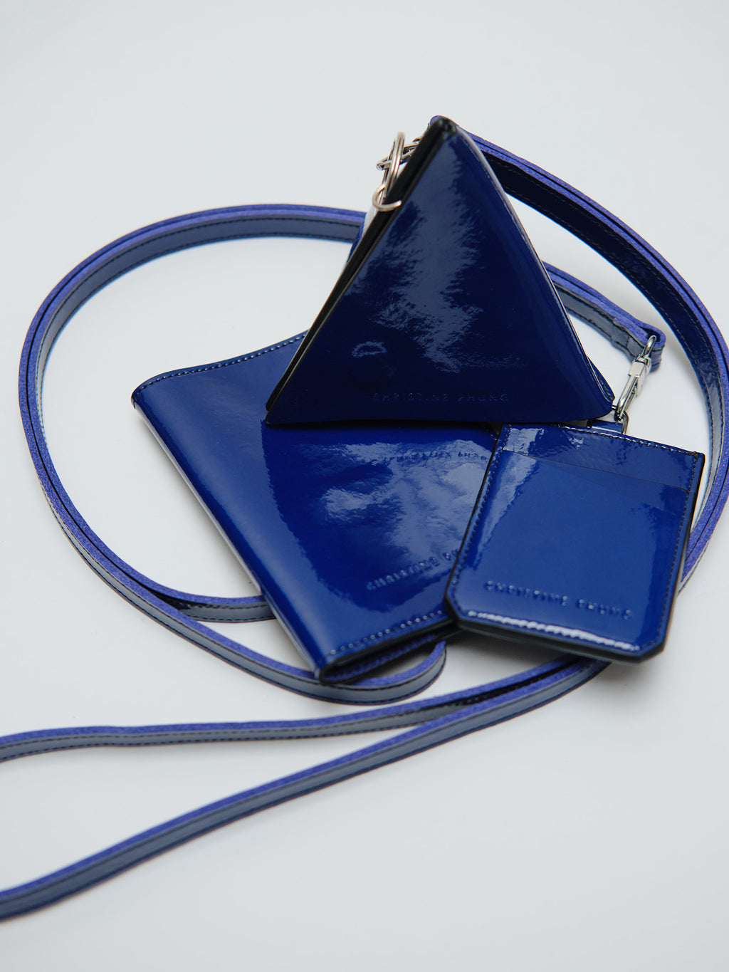 PORTE-PASSEPORT BLEU ÉLECTRIQUE