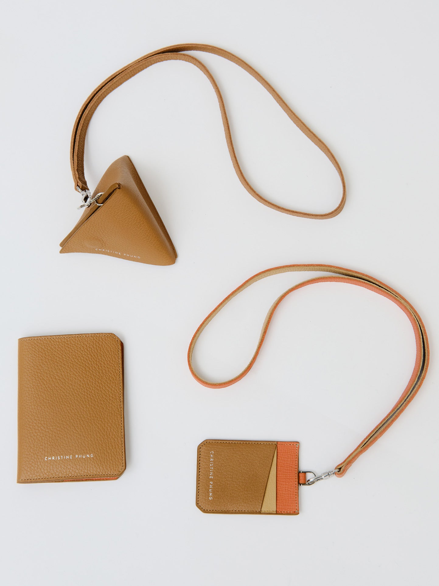 PORTE-PASSEPORT CARAMEL