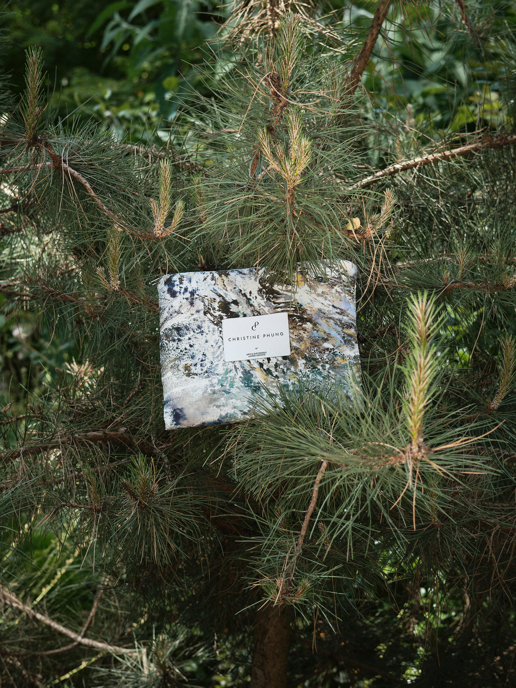 18 PADOU pouch