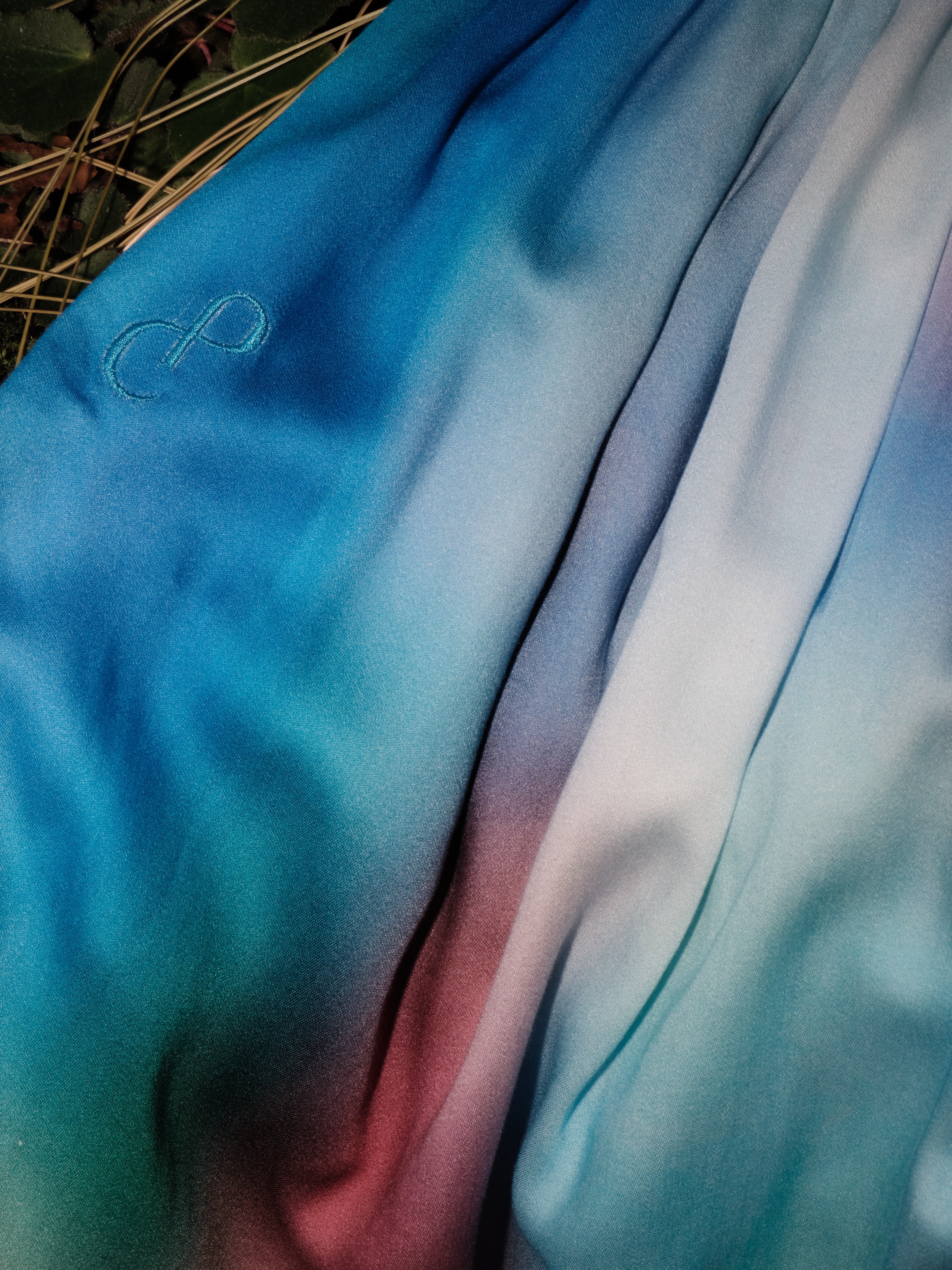 OUT OF STOCK - OMEGA printed skirt